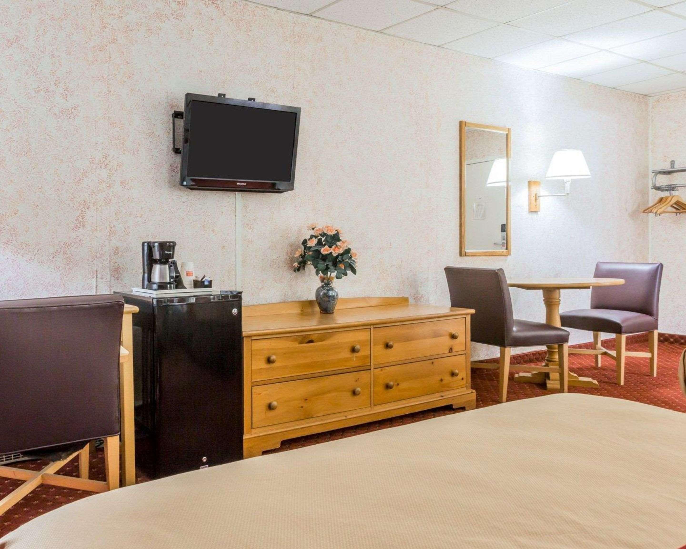 Econo Lodge Stewart International Airport New Windsor Kültér fotó