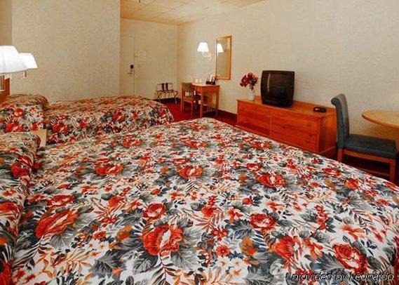 Econo Lodge Stewart International Airport New Windsor Kültér fotó