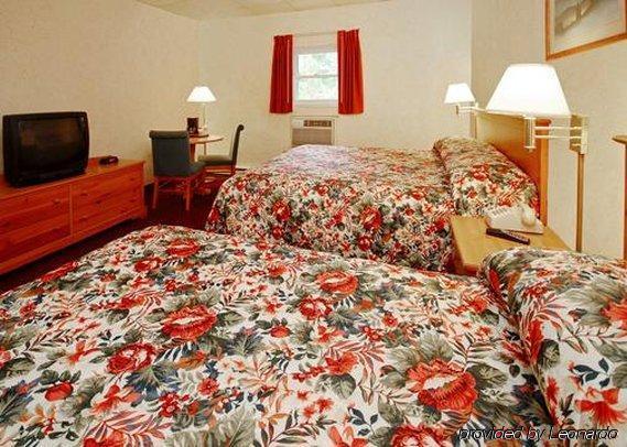 Econo Lodge Stewart International Airport New Windsor Kültér fotó